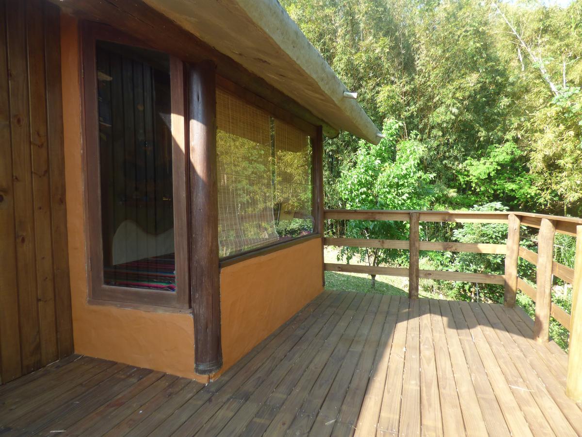 Casa Ombak Villa Praia do Rosa Exteriör bild